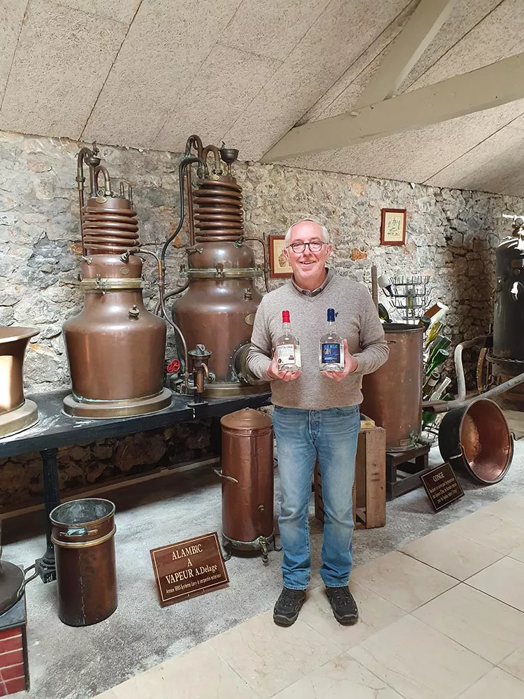 Distillerie Louis Roque - Couleur Vin